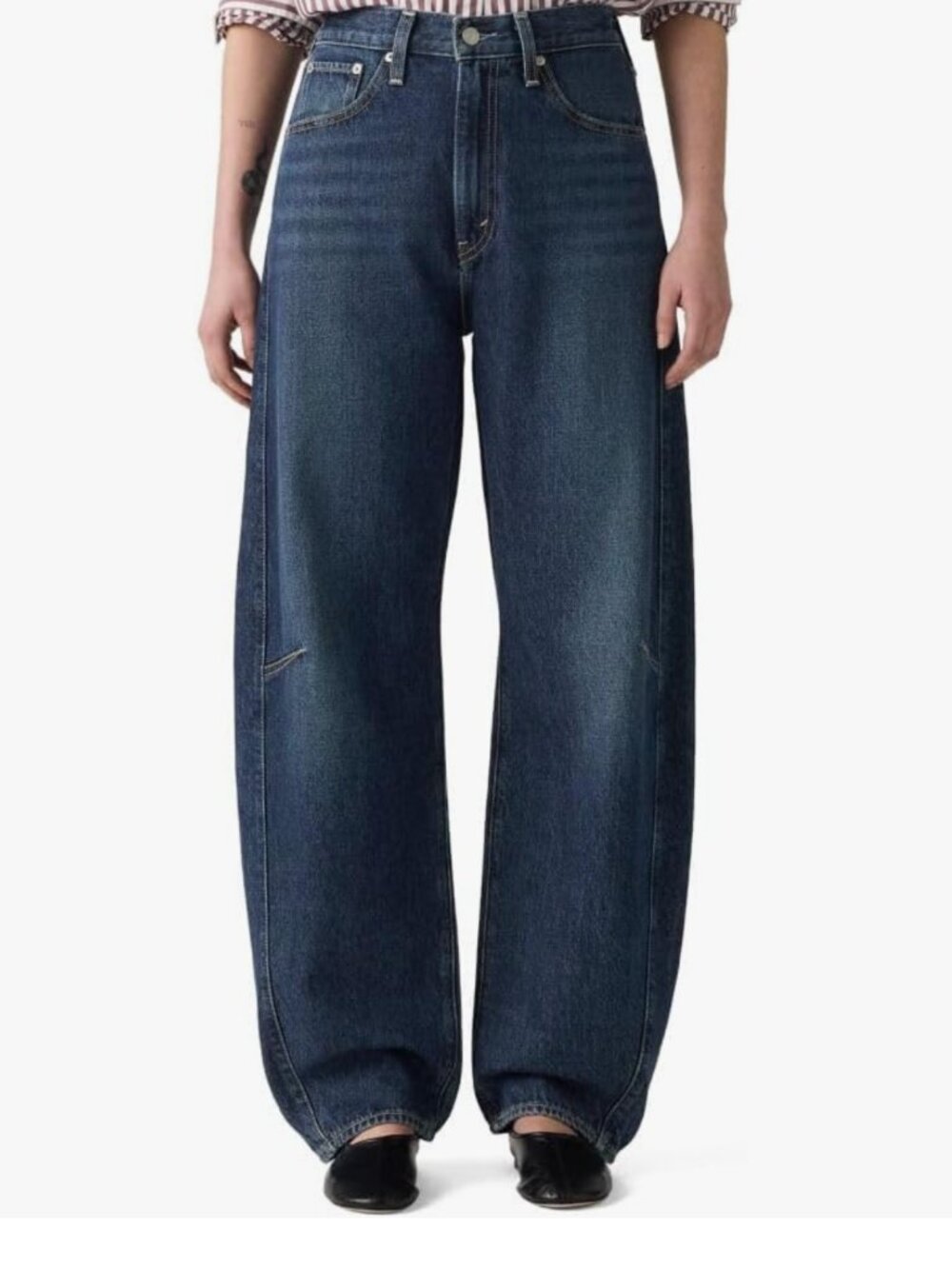 Levi's Women's Cinch Barrel Jeans 28W x 31L